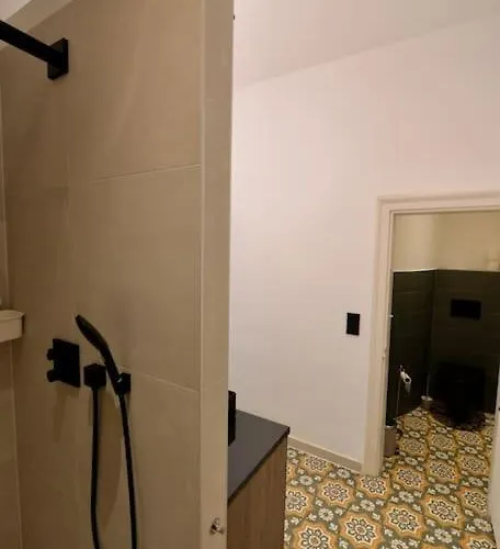 Apartment Modernes Altbaujuwel Vienna